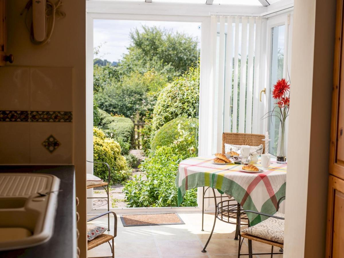 Pass The Keys Cosy Cottage With Views Over The Shropshire Hills Ludlow Kültér fotó