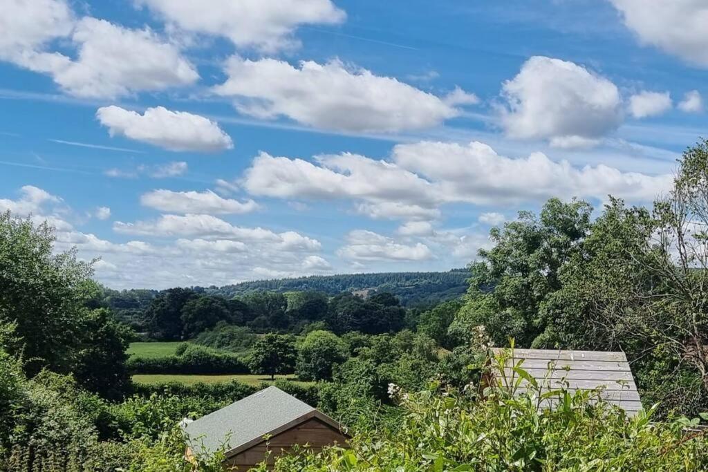Pass The Keys Cosy Cottage With Views Over The Shropshire Hills Ludlow Kültér fotó